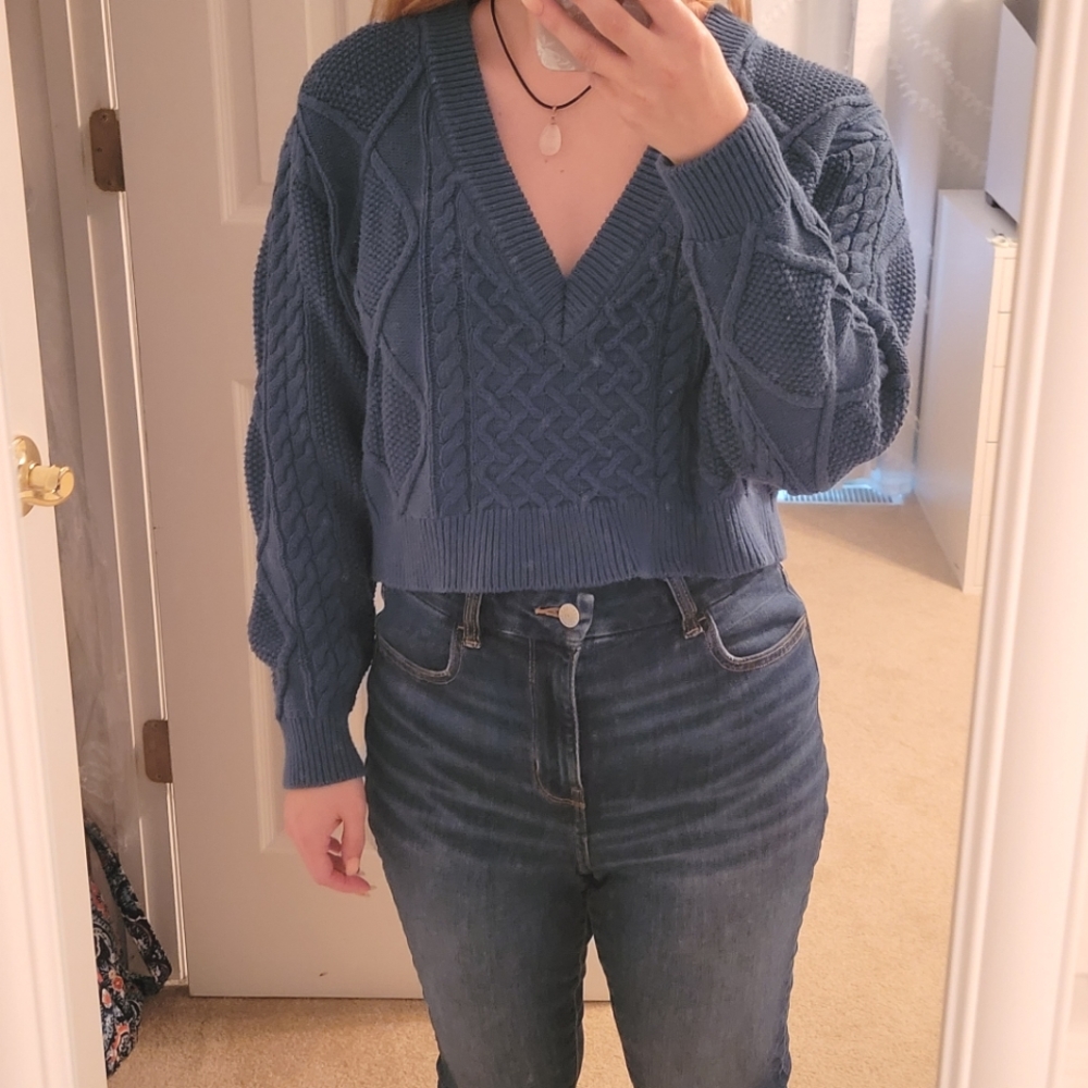 Forever 21 Cropped Sweater